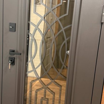 Стальная дверь Таганай с окном и английской решеткой (терморазрыв 3к)